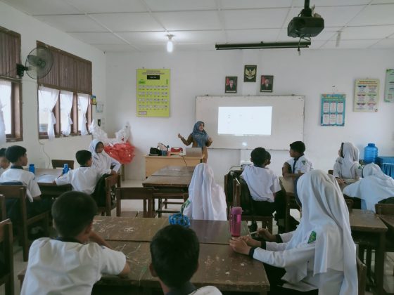 Kegiatan Literasi SMP Negeri 7 Banda Aceh, ‘Membaca nyaring’ Menceritakan Cerita Rakyat