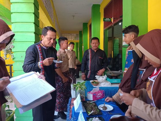 Panen Karya P5 SMP Negeri Banda Aceh Mengambil Tema Kearifan Lokal “Masakan Khas Aceh” dan Gaya Hidup Bekelanjutan “Pemilahan Sampah”